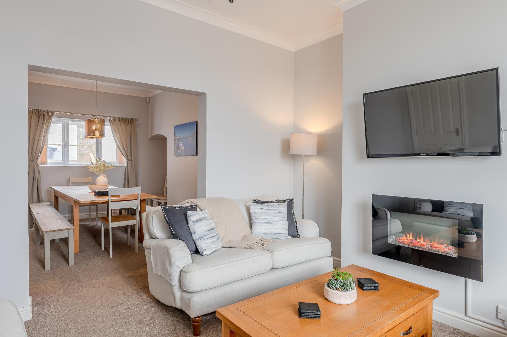 Rosemill - Large Pet Friendly Home With Off Road Parking Whitby Luaran gambar